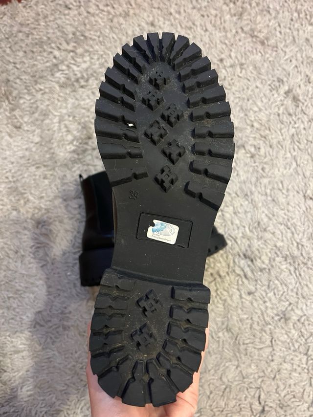 Botines negros de plataforma