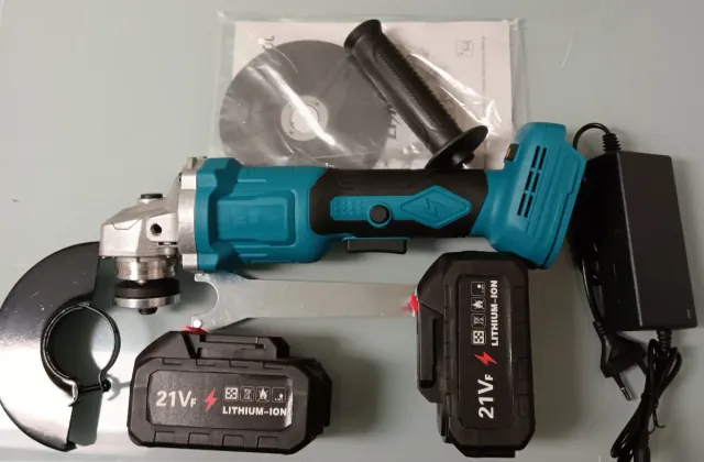 Lixadeira Angular Sem Fio com 2 Baterias