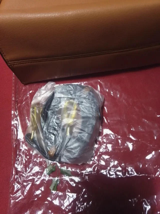 Bolso de piel marrón