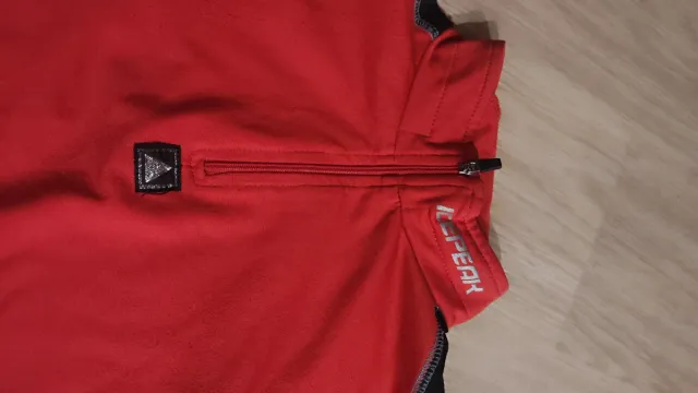 Icepeak. Camiseta técnica 128cm