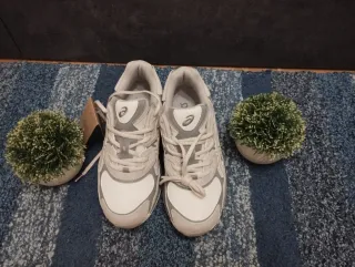 Zapatillas Asics NYC Gel Beige/Gris