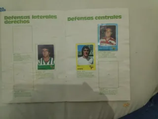 Álbum Cruyff CROPAN con 18 cromos