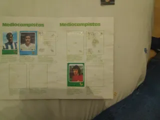 Álbum Cruyff CROPAN con 18 cromos