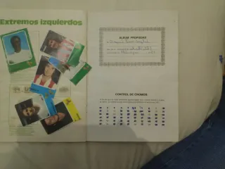 Álbum Cruyff CROPAN con 18 cromos