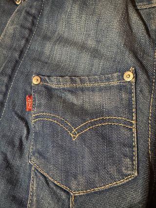 Cazadora Vaquera Levi's. súper chula