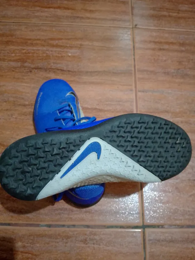 Zapatillas Nike Phantom VSN Talla 38.5