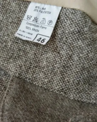 Traje Chaqueta y Falda Nuevo