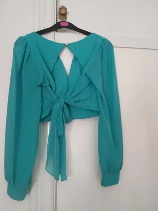 Corpiño turquesa manga larga