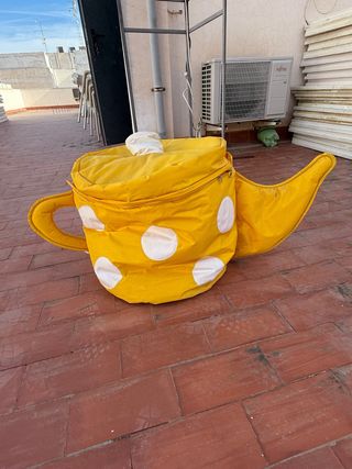 Tetera guarda juguetes amarilla lunares