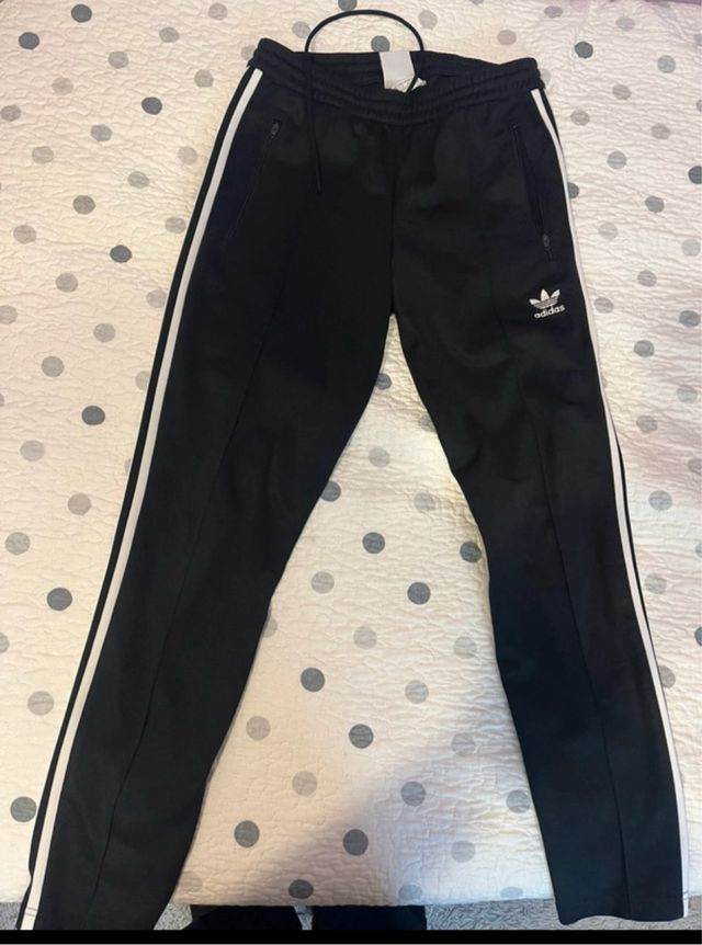 Pantalón deportivo Adidas negro