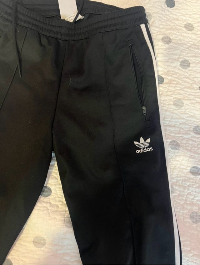 Pantalón deportivo Adidas negro