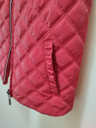 Chaleco acolchado rojo para niña – Mayoral 110 cm