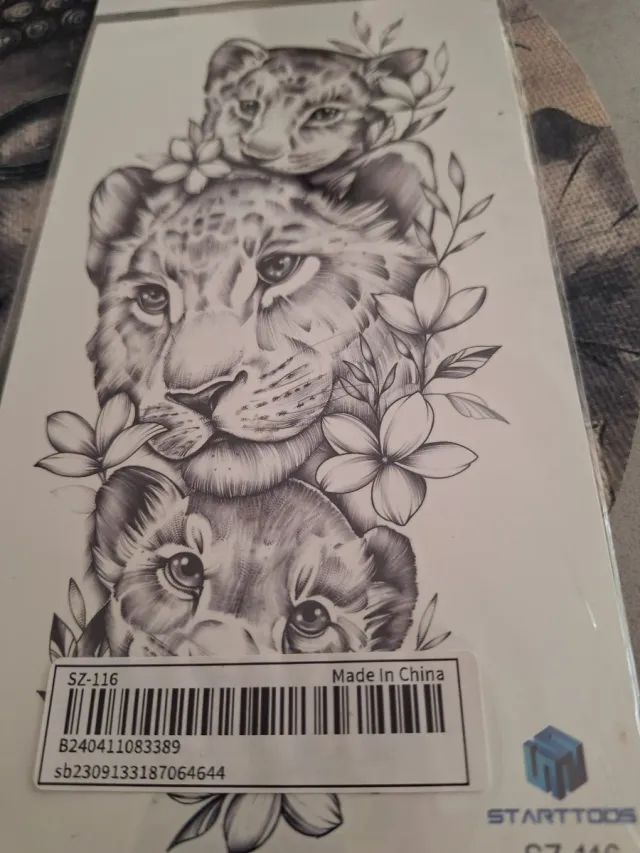Tatuaje temporal familia leones