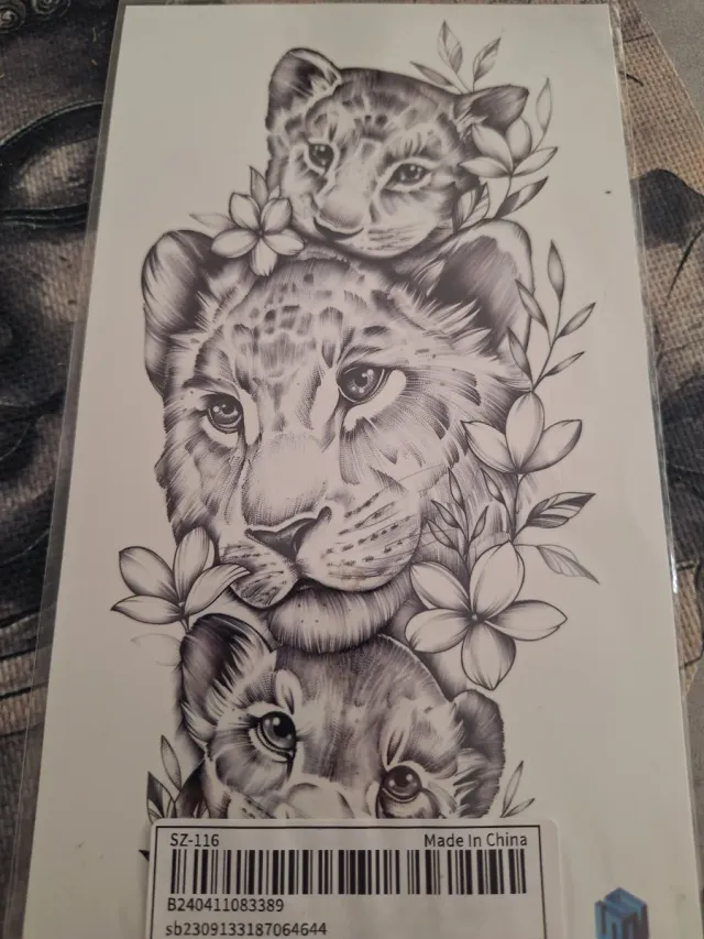 Tatuaje temporal familia leones