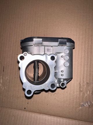 Válvula Admisión Motor M9R