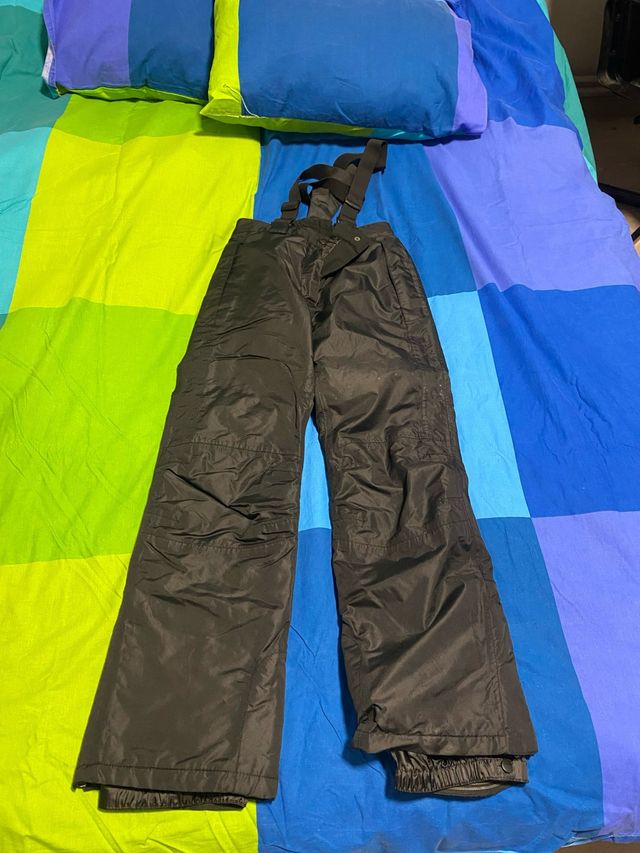 Pantalones de esquí negros con tirantes