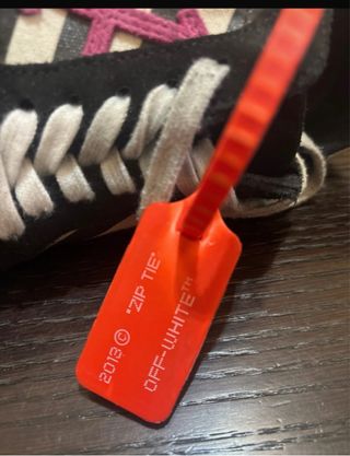 Off-White Scarpe Designed as a plane 2013