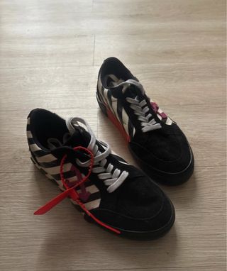 Off-White Scarpe Designed as a plane 2013