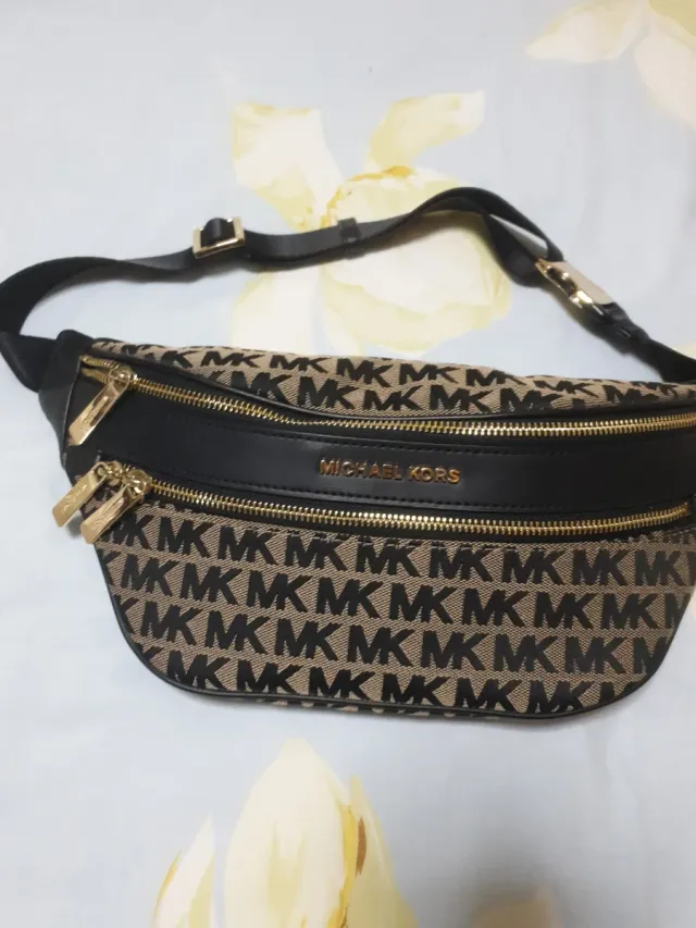 Riñonera Michael Kors MK