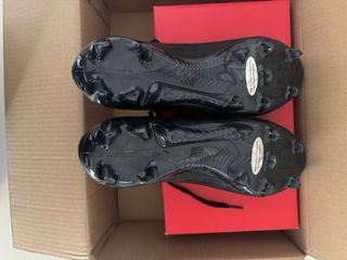 Scarpe da calcio New Balance nere