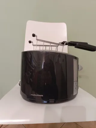 Tostapane nero e argento