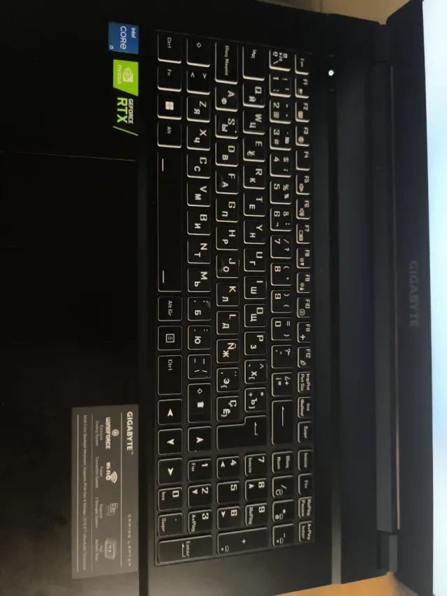 Portatile da gioco Gigabyte G7GD