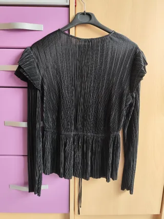 Blusa negra de Zara