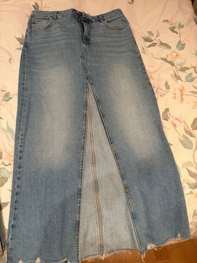 Falda vaquera Mango bajo deshilachado