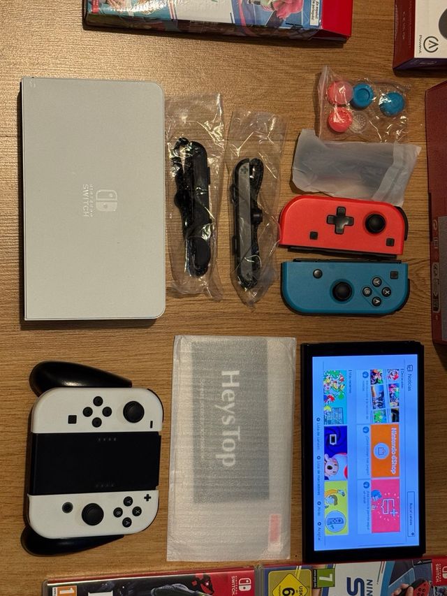 Nintendo Switch OLED + Accesorios y Juegos