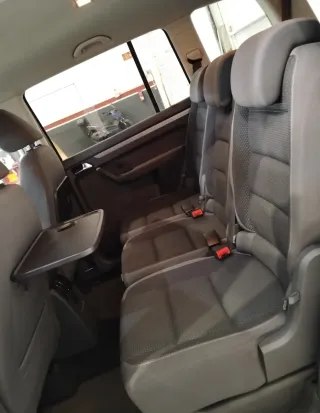 Volkswagen Touran - 7 Plazas