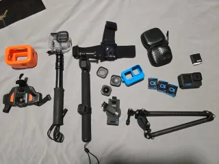 GoPro Hero 11 Black + Accessori