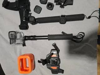 GoPro Hero 11 Black + Accessori