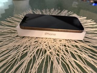 iPhone 16 Pro Max 256GB Dorado