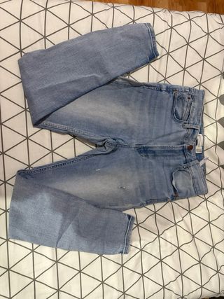 Pantalón vaquero Stradivarius azul