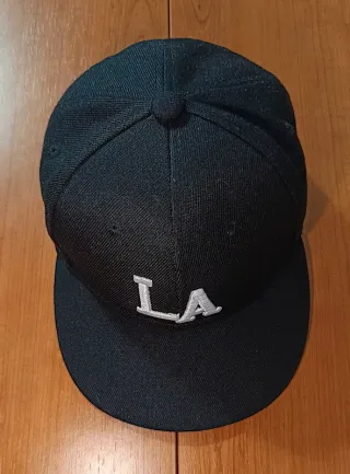 Gorra LA original broche strapback.