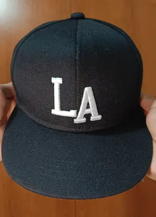 Gorra LA original broche strapback.