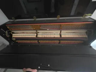 Piano LAUPER negro