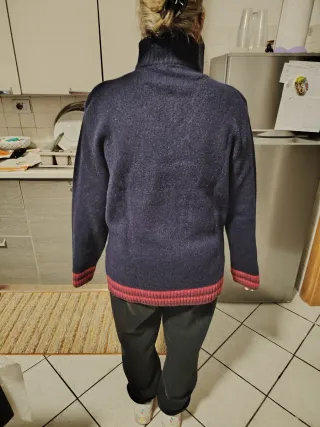 Maglione Brooksfield blu con zip e banda rossa