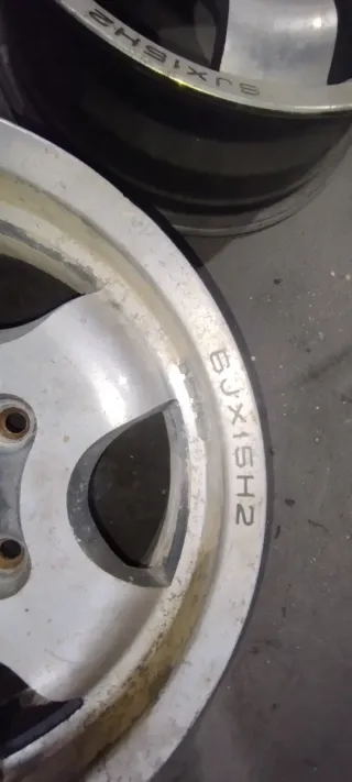 Llantas de aluminio 15 válidas para Lada Suzuki