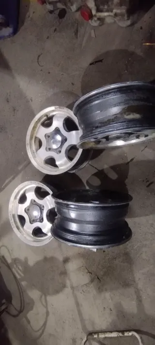 Llantas de aluminio 15 válidas para Lada Suzuki