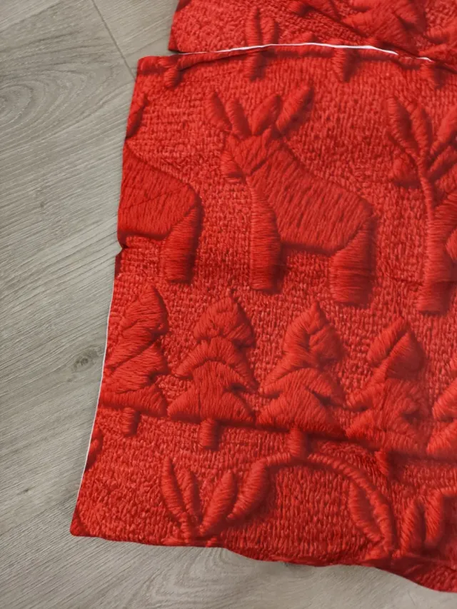 2 Capas de Almofada Natalinas Vermelhas com Renas