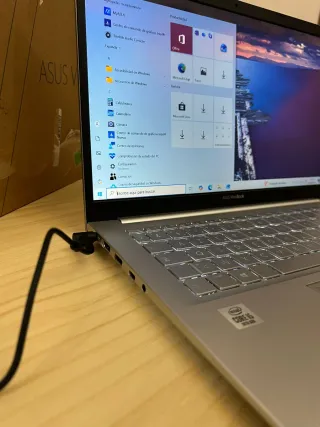 Portátil ASUS VivoBook 14 256GB Intel i5 14FHD .