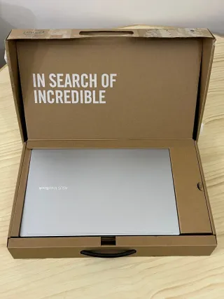 Portátil ASUS VivoBook 14 256GB Intel i5 14FHD .