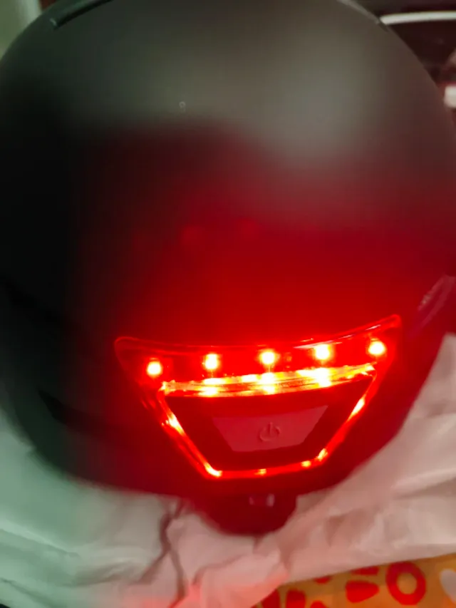 Casco Patinete/Bici Luces LED talla M ajustable