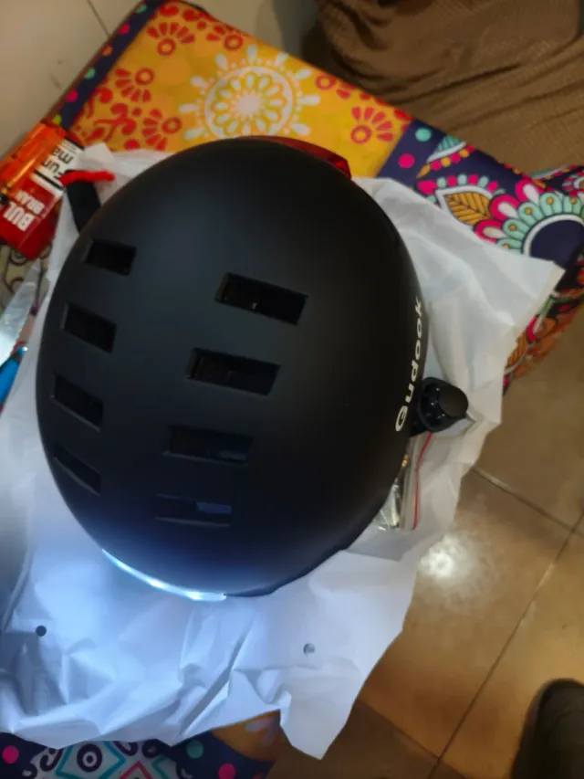 Casco Patinete/Bici Luces LED talla M ajustable