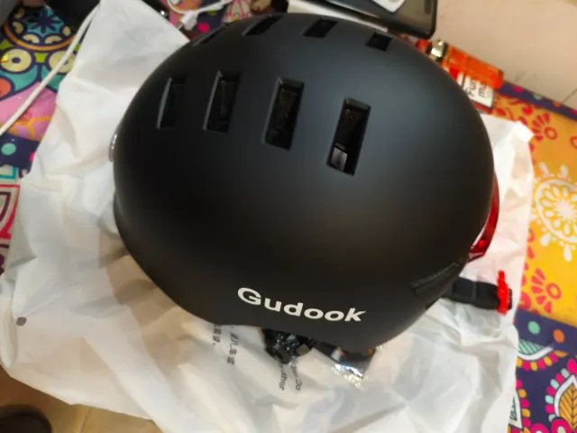 Casco Patinete/Bici Luces LED talla M ajustable