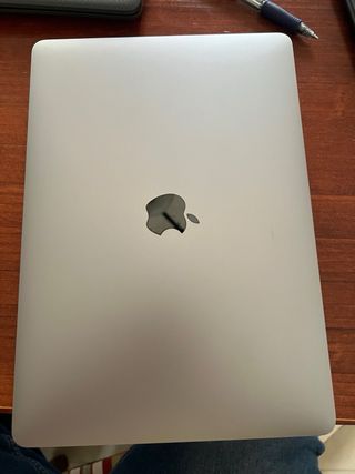 MacBook Pro 13 2017 i7 16GB