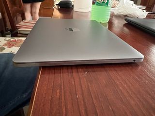 MacBook Pro 13 2017 i7 16GB