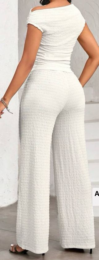 Conjunto blanco pantalón y top
