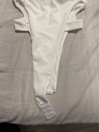 Body bianco con cut-out